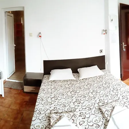 янка 3* Несебр